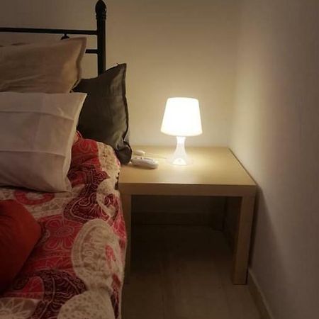 אתונה Apartment By Sepolia Metro-Ησυχη Γκαρσονιερα Κοντα Στο Μετρό מראה חיצוני תמונה