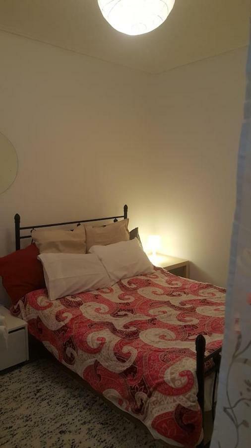 אתונה Apartment By Sepolia Metro-Ησυχη Γκαρσονιερα Κοντα Στο Μετρό מראה חיצוני תמונה